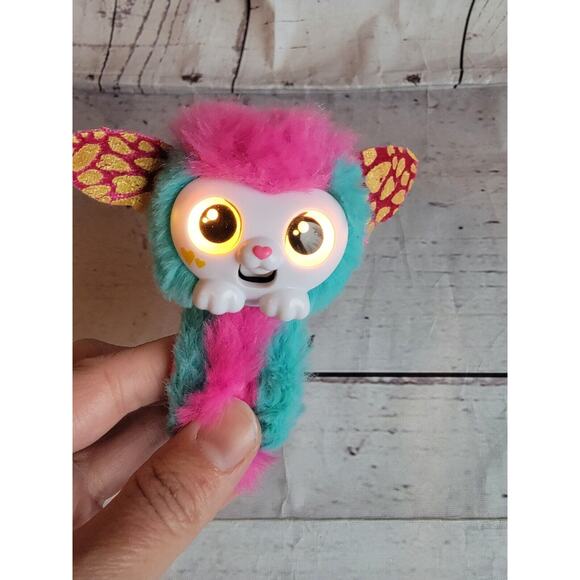 Little Live Wrapples Pet Snap Bracelet Sound Lights Animation Furry Toy Works - Picture 5 of 8
